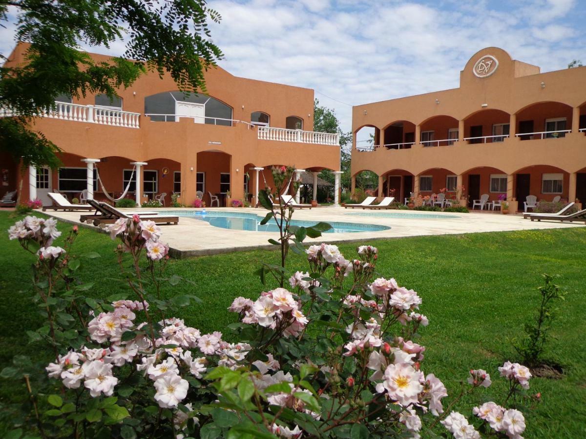 Victorias Hotel *