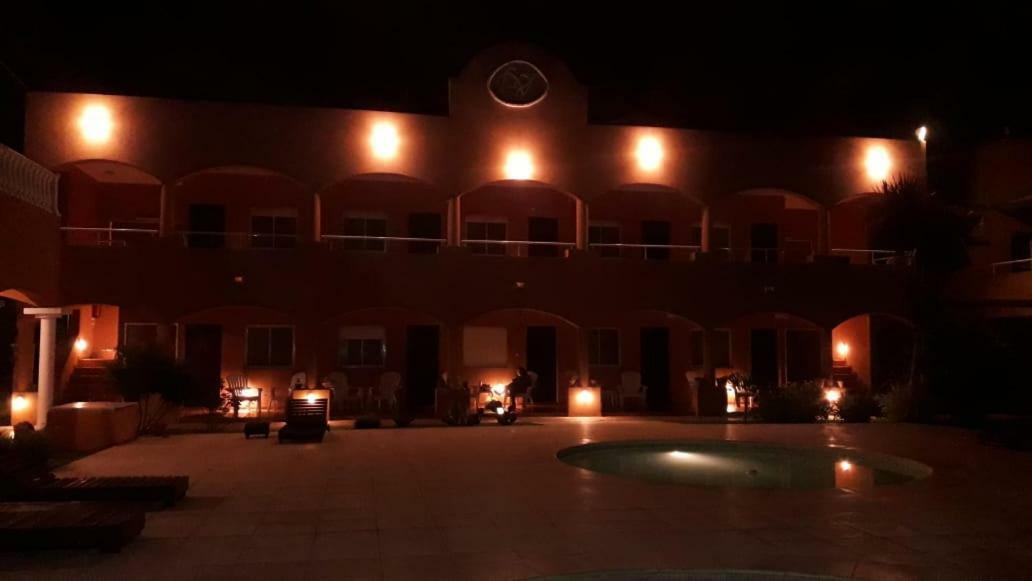 Hotel Victorias *