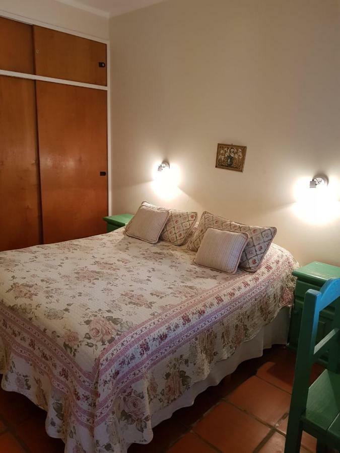 Victorias Hotel *